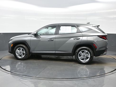 Certified 2026 Hyundai Tucson SE image 3