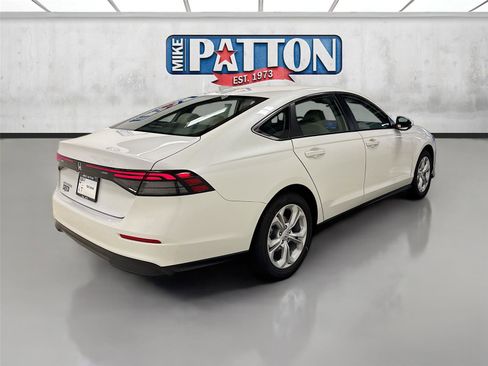 New 2026 Honda Accord LX image 7
