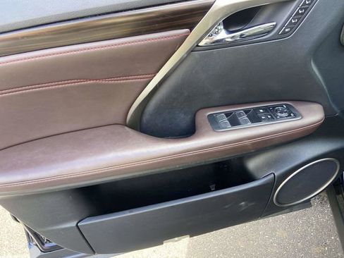 Used 2019 Lexus RX 350L FWD image 17