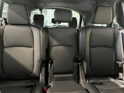 Used 2019 Honda Odyssey EX image 12