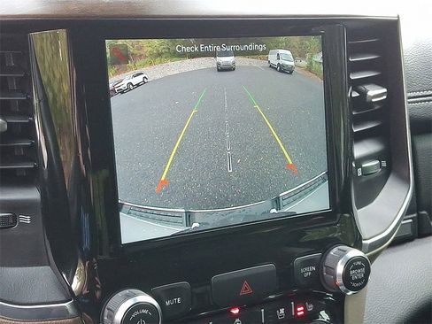 Used 2022 RAM 1500 Laramie image 4