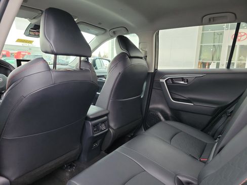 Used 2024 Toyota RAV4 Adventure image 14