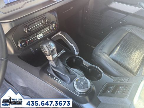 Used 2023 Ford Bronco Outer Banks image 14