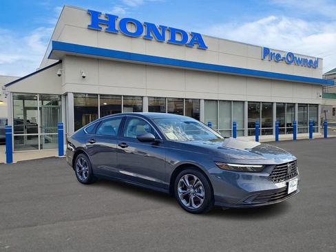 Used 2023 Honda Accord EX image 3
