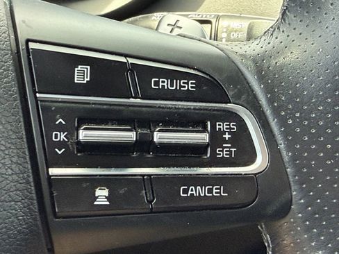 Used 2020 Kia Stinger GT1 AWD/4WD image 30
