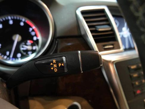 Used 2013 Mercedes-Benz ML 350 4MATIC image 42