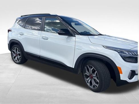 Certified 2022 Kia Seltos SX image 12