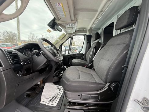 Used 2023 RAM ProMaster 3500 w/ Convenience Group image 17