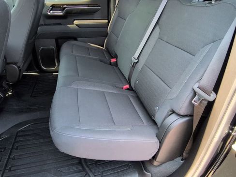 Used 2024 GMC Sierra 1500 SLE w/ Preferred Package image 19