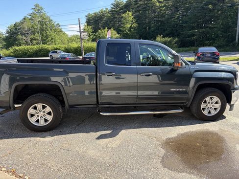 Used 2018 GMC Sierra 1500 SLE w/ SLE Value Package AWD/4WD image 7