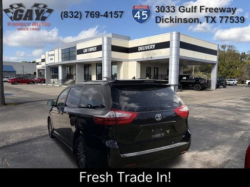 Used 2018 Toyota Sienna XLE Premium image 6