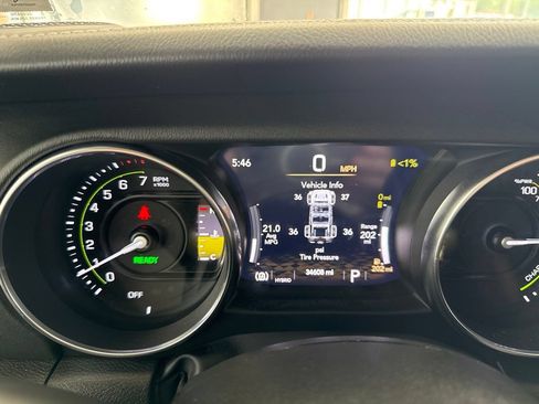 Used 2023 Jeep Wrangler Unlimited Sahara w/ Cold Weather Group AWD/4WD image 22