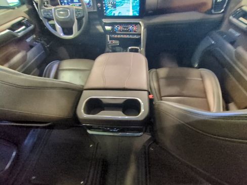 Used 2024 GMC Sierra 1500 Denali w/ Denali Reserve Package image 29