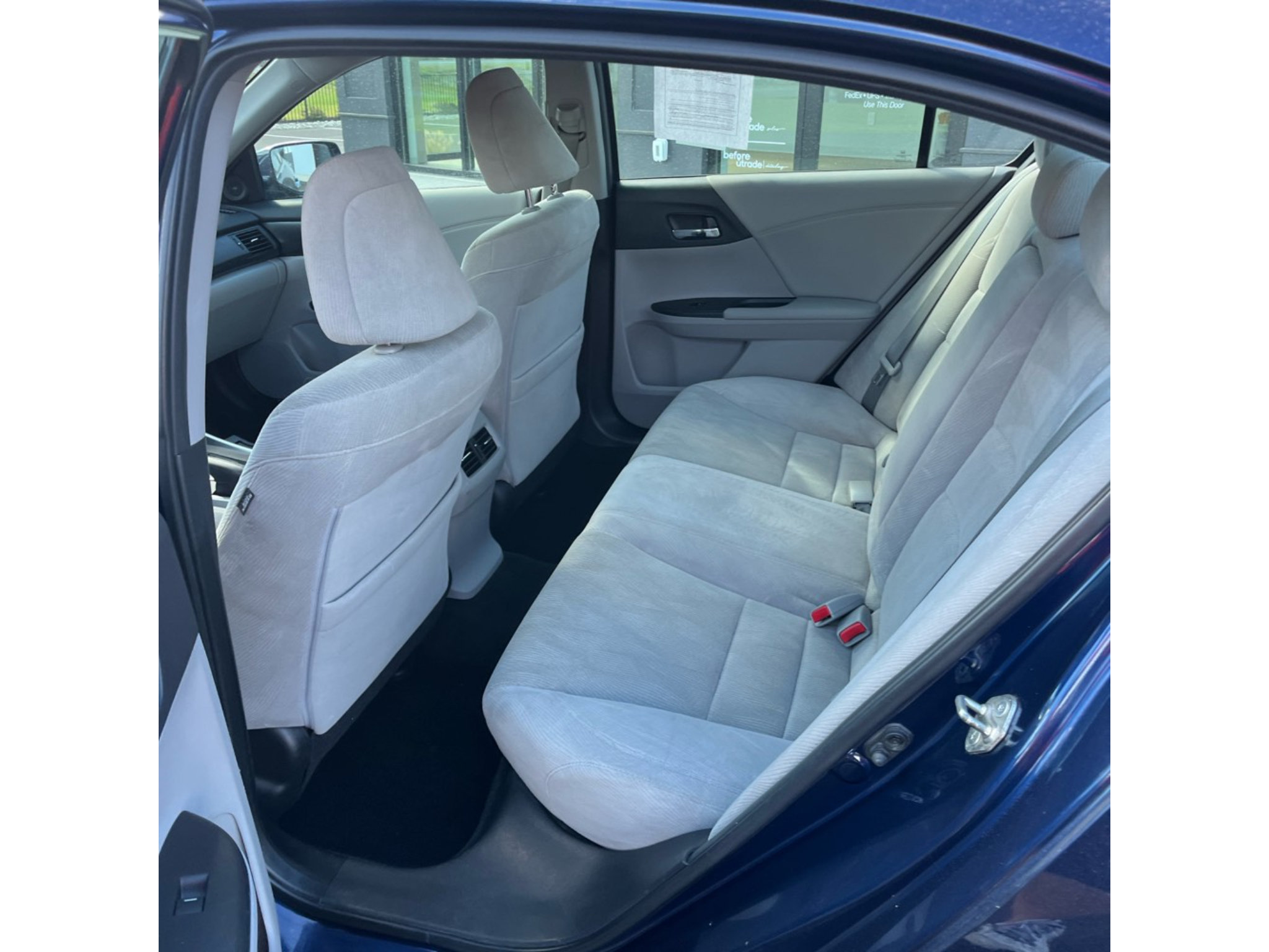 Used 2015 Honda Accord EX image 10