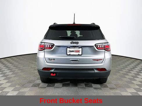 Used 2022 Jeep Compass Trailhawk AWD/4WD image 10