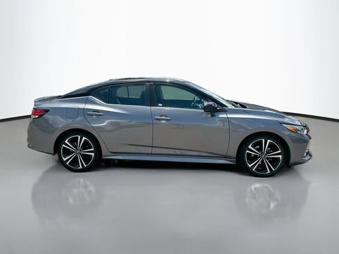 Used 2023 Nissan Sentra SR w/ Electronics Package FWD image 8