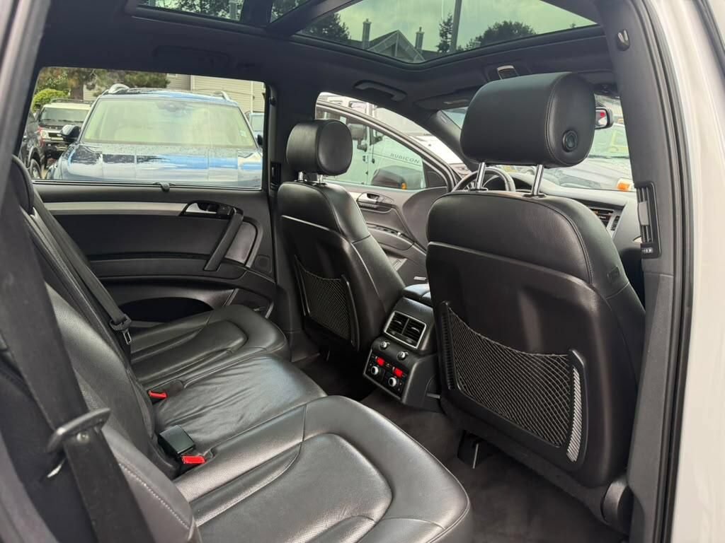 Used 2014 Audi Q7 3.0T S line Prestige w/ S Line Package AWD/4WD image 14