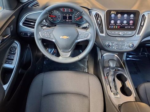 Used 2024 Chevrolet Malibu LT w/ Sport Edition image 6