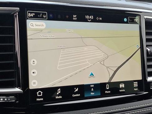 New 2026 Chrysler Pacifica Limited image 15