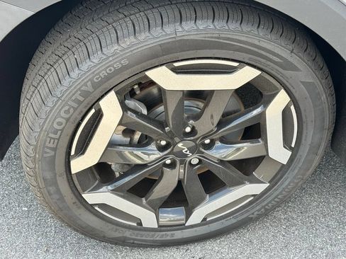 Used 2023 Kia Telluride EX AWD/4WD image 41