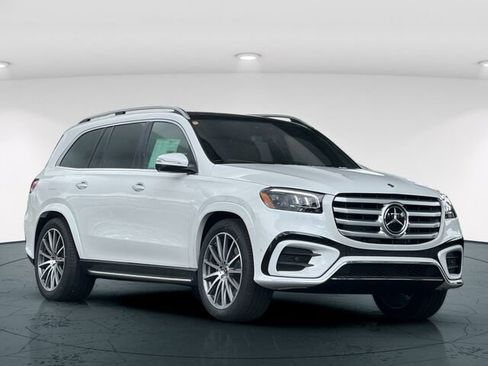New 2026 Mercedes-Benz GLS 580 4MATIC image 8