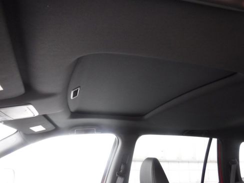 Used 2024 Honda Passport EX-L image 12