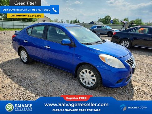 Used 2014 Nissan Versa SV FWD image 5