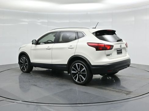 Used 2019 Nissan Rogue Sport SL w/ Premium Package image 7