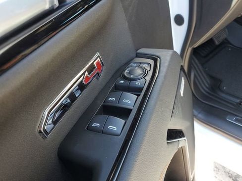New 2026 GMC Sierra 1500 AT4 w/ AT4 Premium Package AWD/4WD image 19