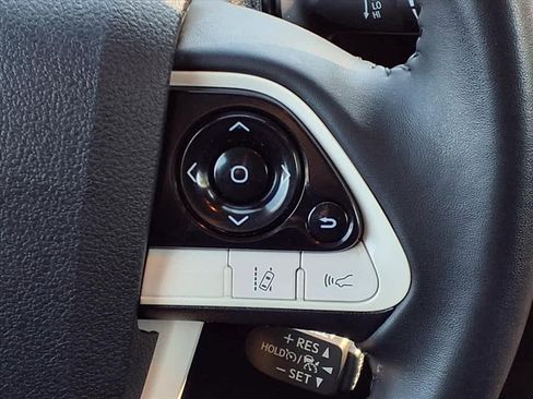 Used 2019 Toyota Prius Prime Plus image 18