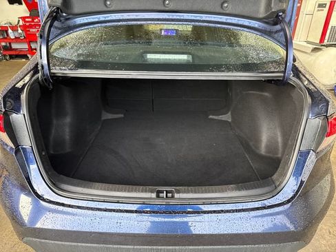 Used 2024 Toyota Corolla LE FWD image 8