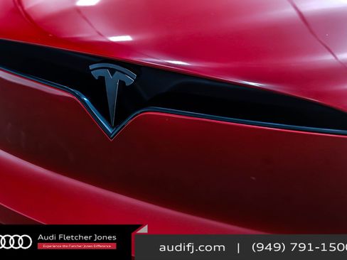 Used 2023 Tesla Model X Plaid image 12