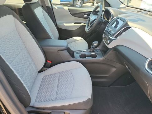 Certified 2023 Chevrolet Equinox LS FWD image 19