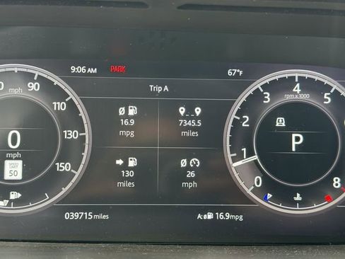 Used 2020 Land Rover Discovery Landmark image 12