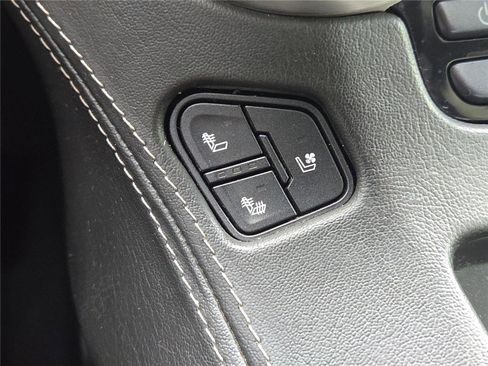 Used 2019 GMC Yukon SLT w/ Open Road Package image 37