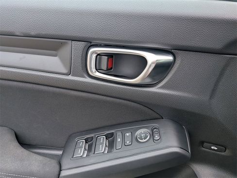 Used 2025 Honda Civic Sport image 11