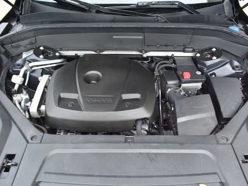 Used 2017 Volvo XC90 T6 Momentum w/ Convenience Package AWD/4WD image 52