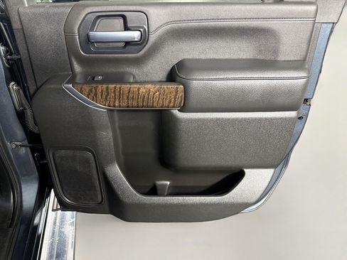 Used 2020 GMC Sierra 2500 Denali w/ Denali Ultimate Package AWD/4WD image 27