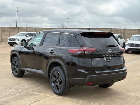 New 2026 Nissan Rogue SV FWD image 8
