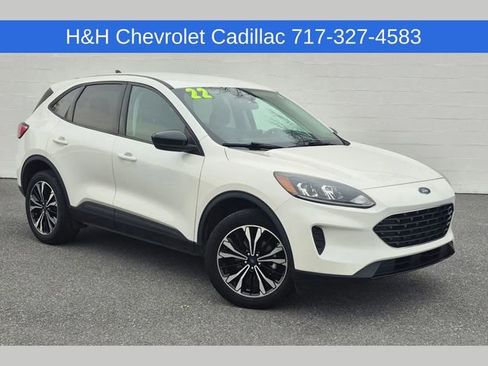 Used 2022 Ford Escape SE w/ SE Sport Appearance Package image 1