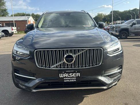 Used 2017 Volvo XC90 T6 Inscription w/ Vision Package AWD/4WD image 2