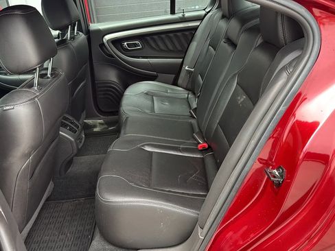 Used 2017 Ford Taurus SEL FWD image 18