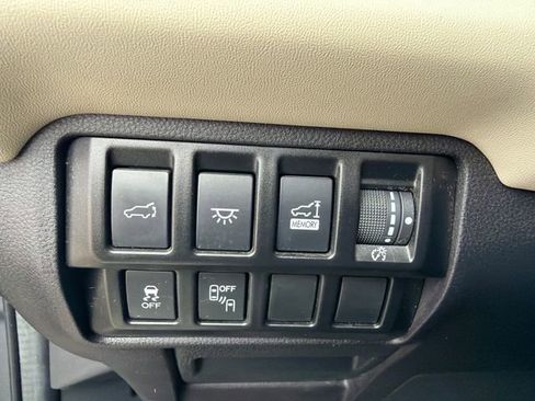 Certified 2022 Subaru Ascent Limited w/ Technology Package image 27