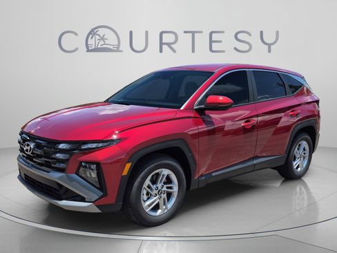 New 2026 Hyundai Tucson SE FWD image 1