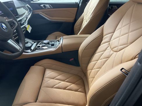 Certified 2024 BMW X5 xDrive50e w/ M Sport Package image 9