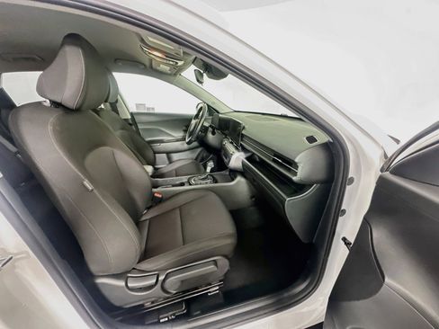 Used 2025 Hyundai Kona SEL FWD image 29