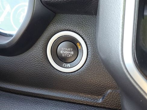 Used 2025 RAM 1500 Big Horn image 27