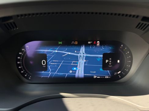 Certified 2023 Volvo XC60 B5 Plus w/ Protection Package Premier FWD image 18