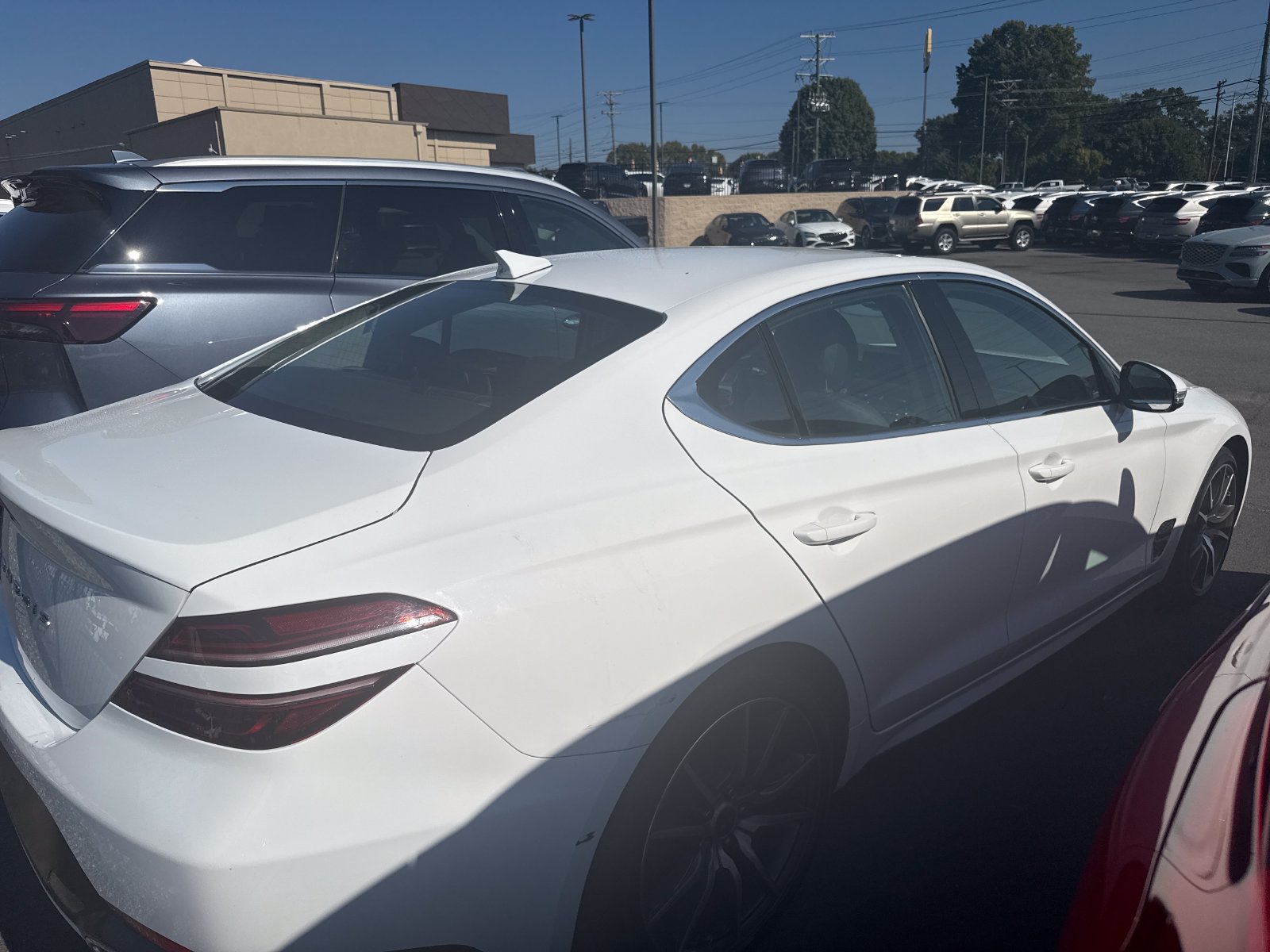 Used 2025 Genesis G70 2.5T RWD image 7