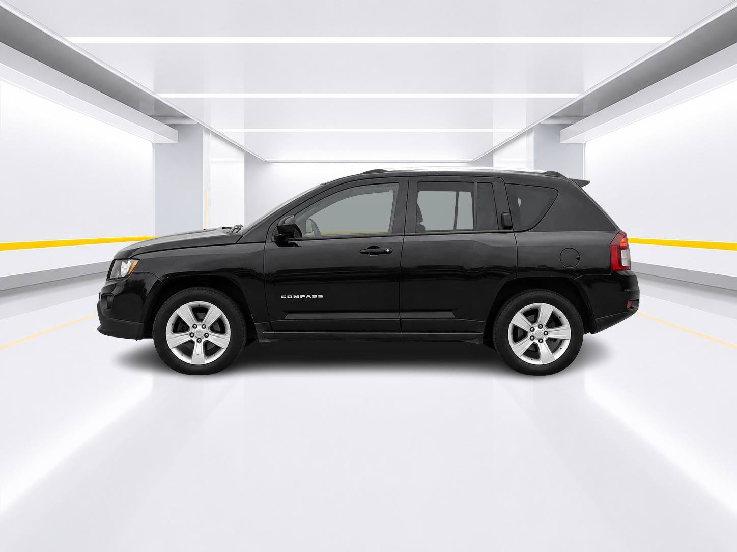 Used 2016 Jeep Compass Sport w/ Power Value Group FWD image 2